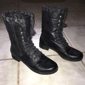 Combat boots